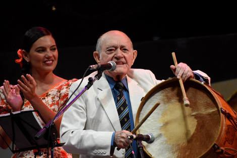 Murió Vitillo Abalos, el último caballero del folklore