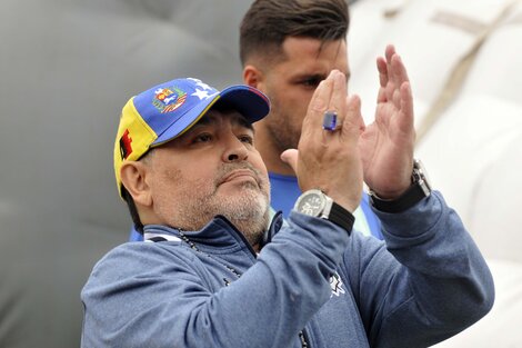 Diego Maradona, DT del Lobo. (Fuente: Télam)