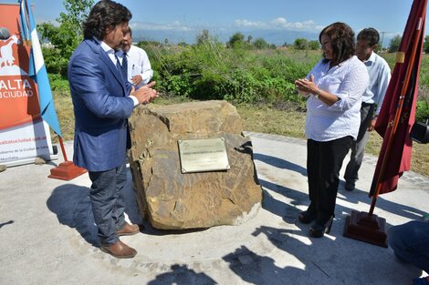 Sumario por las farolas del parque que Sáenz no hizo 