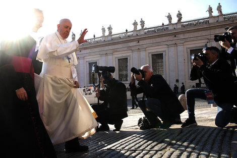 Por primera vez en mil años, el Vaticano recomienda sacerdotes casados