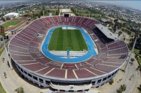 Suspenden por tercera vez el torneo de fútbol de Chile 