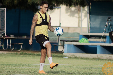 Bordagaray se aleja de Gimnasia