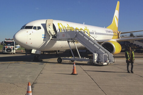 La buena sintonía con el macrismo le permitió a Flybondi que le autorizasen rutas y destinos cuando ni siquiera tenía aviones para cumplir con la operatoria. 