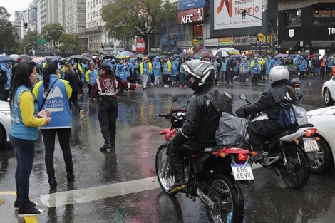 Multas de tránsito: sólo las pueden labrar los agentes con estabilidad laboral