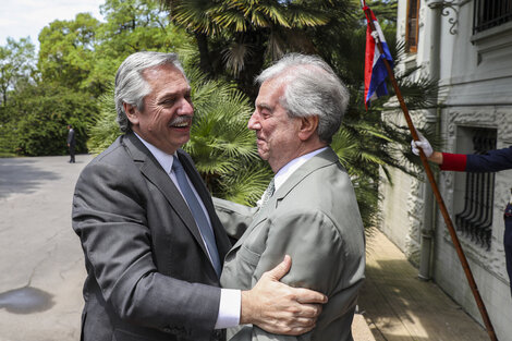 Tabaré Vázquez recibió a Alberto Fernández en Montevideo.