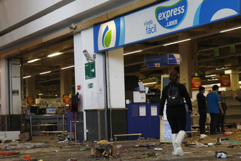 Walmart acusa al Estado chileno de no garantizar el orden público 