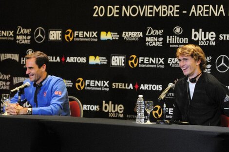 Roger Federer y Zverev juegan en el Parque Roca