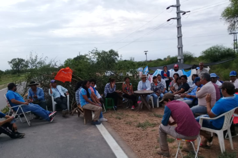 Campesinos afectados por la sequía recibirán maíz para sus animales