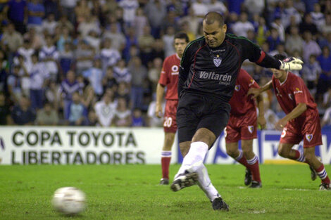 Irrepetible: el día que Chilavert marcó tres goles en un mismo partido