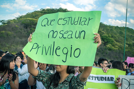 Los estudiantes de la Católica serán recibidos por diputados