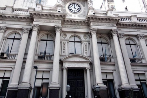 El Ejecutivo le solicitará al Senado que trate los pliegos de todo el directorio en las sesiones extraordinarias.