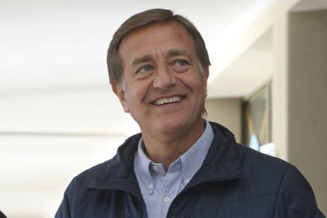 El gobernador de Mendoza, Rodolfo Suárez, promulgó los cambios que abren la puerta a la megaminería.