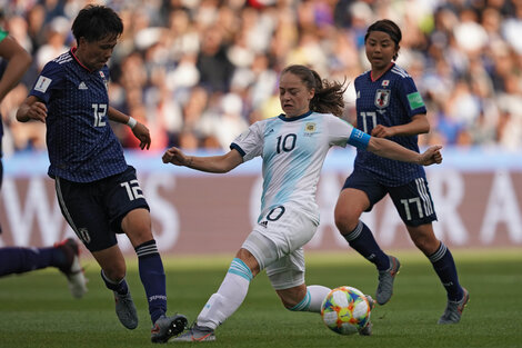 Fútbol femenino: La revolución de los derechos de las mujeres futbolistas