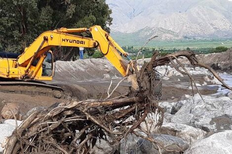 Evacuados en Cafayate por la crecida del río Chuscha