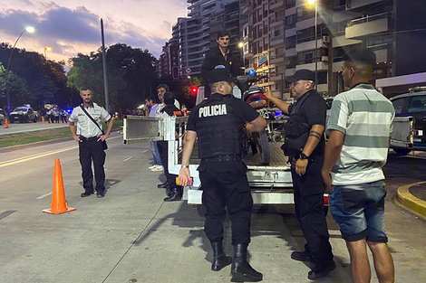 Personal de diferentes áreas municipales controlaron en las zonas más concurridas.