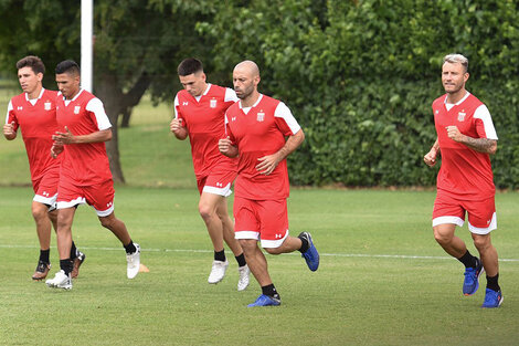 Estudiantes: Con Mascherano y Cauteruccio, arrancó la pretemporada 