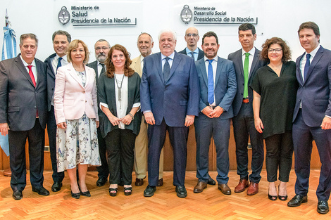 El gabinete completo del ministro de Salud