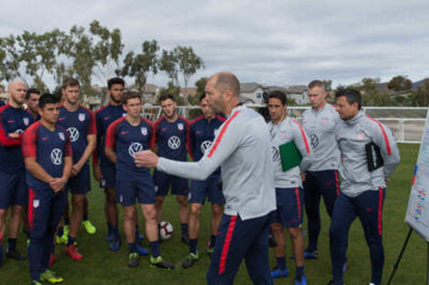 La selección masculina de fútbol de EE.UU. suspendió su visita a Qatar  