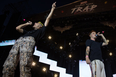 Mejor show argentino y Revelación: Ca7riel y Paco Amoroso
