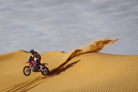 Benavides llegó a remolque y se esfumó su sueño en el Dakar