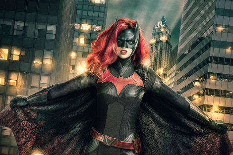 Ruby Rose es Batwoman, la superheroína torta que oculta su rostro bajo una máscara