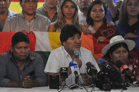 Evo Morales anunció a la fórmula presidencial del MAS.