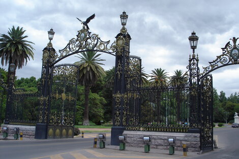 Mendoza libre de humo: prohibieron fumar en parques, plazas y paseos