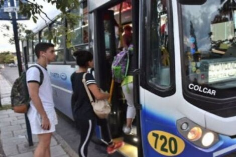 La Provincia congeló tarifas del transporte público