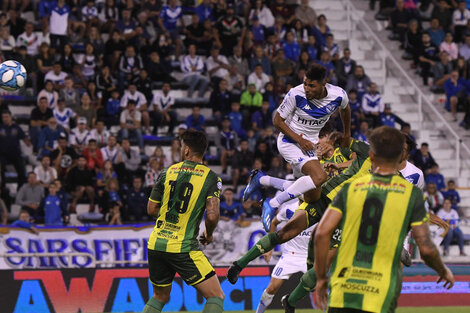 Superliga: Vélez sólo empató ante Aldosivi y dejó pasar una buena oportunidad