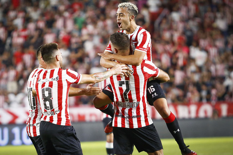 Superliga: Estudiantes derrotó 3-1 a Unión en La Plata