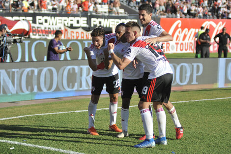 River le ganó a Central Córdoba y se afianza en la punta de la Superliga