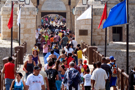 El encuentro se realizará durante diez días en la legendaria fortaleza militar San Carlos de la Cabaña. 