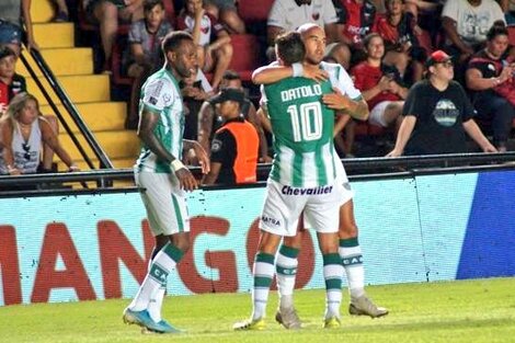 Banfield festejó en Santa Fe