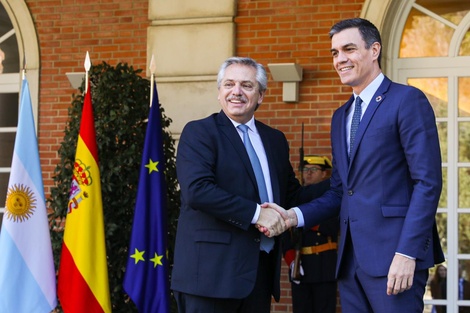 Alberto Fernández logró el respaldo de Pedro Sánchez para “poner de pie” a la Argentina