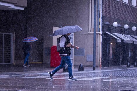 Alerta por tormentas fuertes y lluvias para 15 provincias