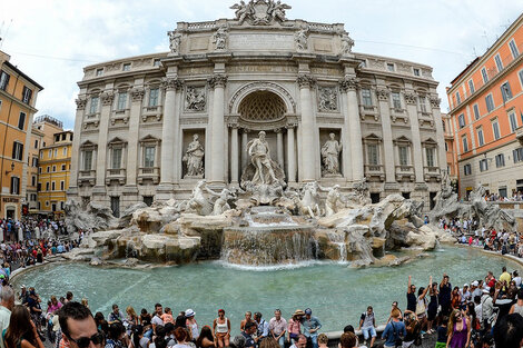 Le pondrán una barrera a la Fontana Di Trevi para contener a los turistas