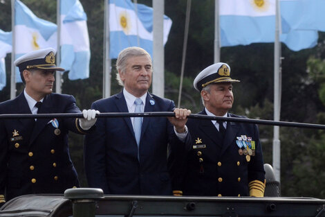 El ministro de Defensa, Oscar Aguad, centro de las críticas.