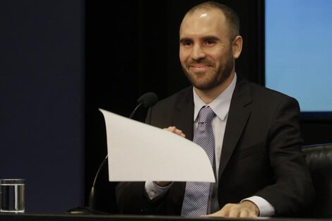 Guzmán presenta en el Congreso el camino de renegociación de la deuda