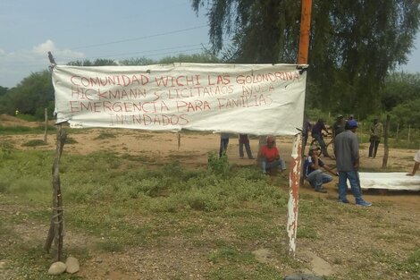 Cortes de ruta de una comunidad tras la crecida del río Seco