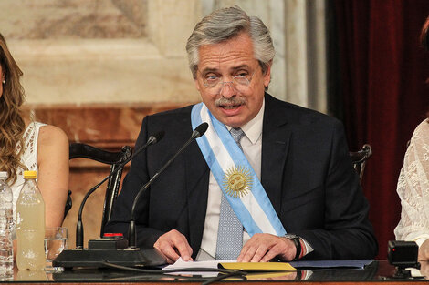 Alberto Fernández prepara su discurso de apertura de las sesiones ordinarias del Congreso.