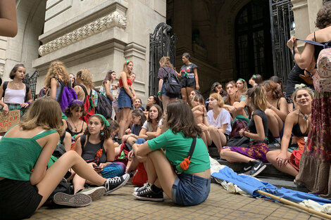 8M: reclamo conjunto de los centros de estudiantes secundarios