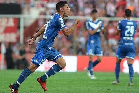 Vélez despidió a Heinze con una goleada