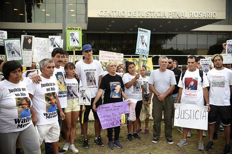 La familia de Orellano recibió la solidaridad de numerosas personas. (Fuente: Andres Macera)