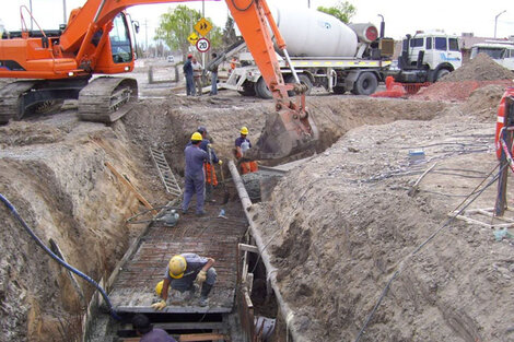 La Justicia investiga un multimillonaro desvío de acero de la obra pública del macrismo