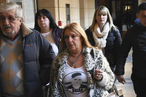 La familia Aguinaco presenció la audiencia en la sala del tribunal.