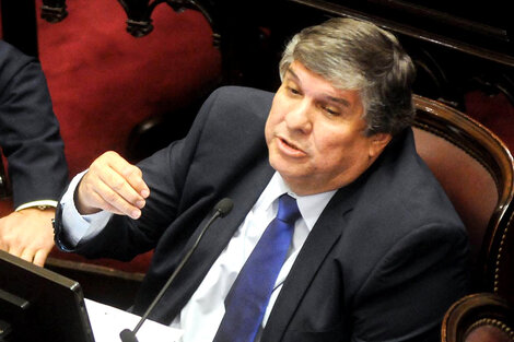 El oficialista José Mayans encabezará la comisión bicameral de seguimiento de la deuda externa 