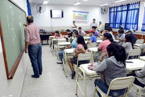 Educación implementará actividades a distancia para los alumnos