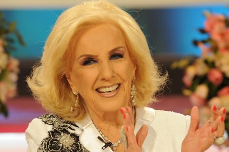 Por su edad, Mirtha Legrand no trabajará durante la cuarentena: la reemplaza su nieta Juana Viale.