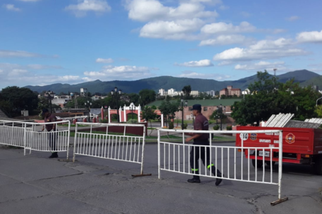 La Policía valló los accesos a la Ciudad de Salta 