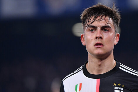 Paulo Dybala está en aislamiento en Italia junto a su novia Oriana Sabatini. (Fuente: AFP)